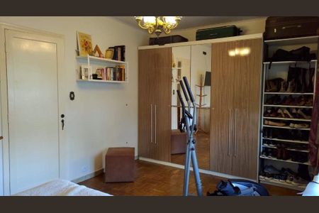 Casa à venda com 2 quartos, 100m² em Campo Belo, São Paulo