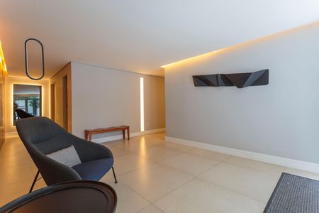 Apartamento à venda com 38m², 1 quarto e 1 vaga Apartamento à venda com 38m², 1 quarto e 1 vagaÁrea comum - Hall de entrada
