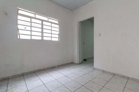 Casa para alugar com 200m², 4 quartos e 2 vagas Casa para alugar com 200m², 4 quartos e 2 vagasQuarto 1