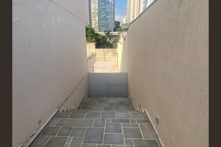 Casa à venda com 681m², 3 quartos e 7 vagasFoto 03