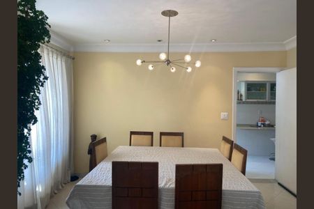 Casa à venda com 681m², 3 quartos e 7 vagasFoto 25