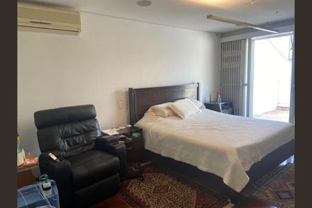 Casa à venda com 681m², 3 quartos e 7 vagasFoto 47