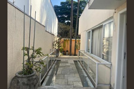 Casa à venda com 681m², 3 quartos e 7 vagasFoto 14