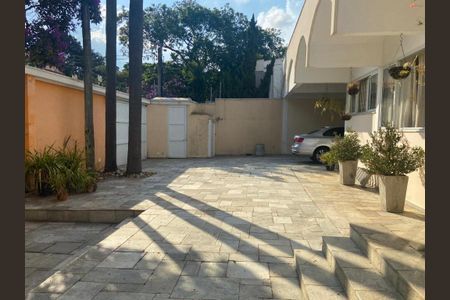 Casa à venda com 681m², 3 quartos e 7 vagasFoto 52