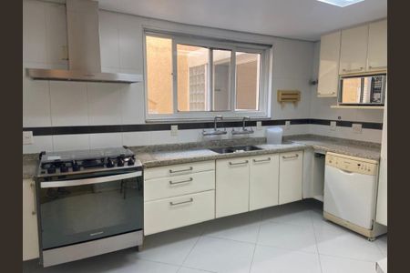 Casa à venda com 681m², 3 quartos e 7 vagasFoto 21