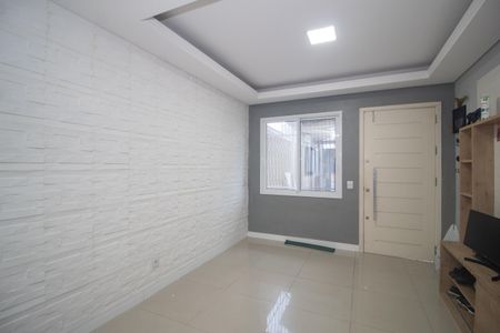 Casa para alugar com 82m², 2 quartos e 2 vagasSala