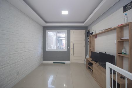 Sala de casa para alugar com 2 quartos, 82m² em Hípica, Porto Alegre