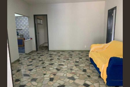 Casa à venda com 5 quartos, 244m² em Jardim Guanabara, Rio de Janeiro