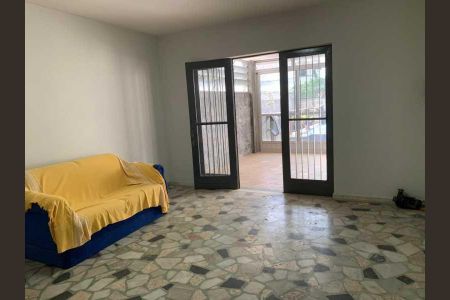 Casa à venda com 5 quartos, 244m² em Jardim Guanabara, Rio de Janeiro