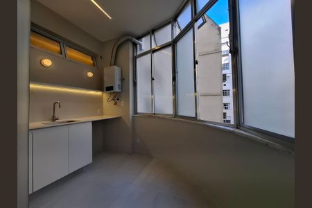 Apartamento à venda com 263m², 4 quartos e 1 vagaÁrea de serviço