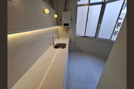 Apartamento à venda com 263m², 4 quartos e 1 vagaÁrea de serviço