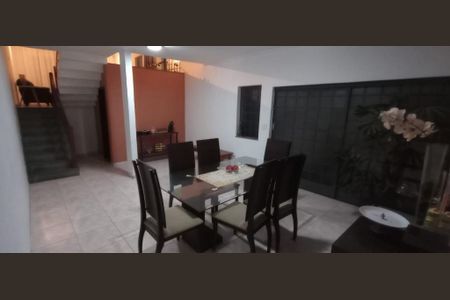 Casa à venda com 3 quartos, 186m² em Vila Santana, São Paulo