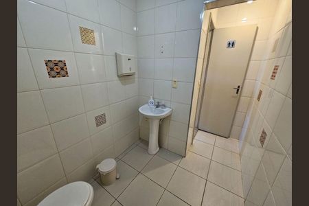 Casa à venda com 4 quartos, 174m² em Vila Galvão, Guarulhos