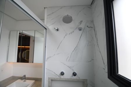 Apartamento à venda com 105m², 3 quartos e 2 vagasBanheiro Suíte