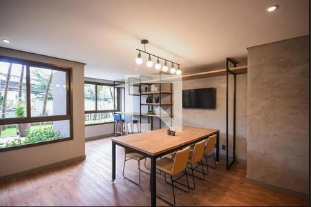 Apartamento à venda com 25m², 1 quarto e sem vaga Apartamento à venda com 25m², 1 quarto e sem vagaSala de reunião