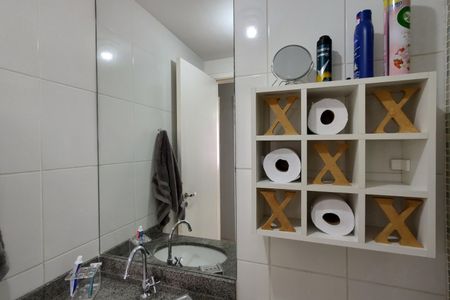 Apartamento à venda com 71m², 3 quartos e 1 vagaBanheiro Social