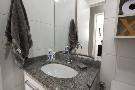 Apartamento à venda com 71m², 3 quartos e 1 vagaBanheiro Social