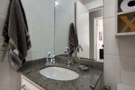 Apartamento à venda com 71m², 3 quartos e 1 vagaBanheiro Social