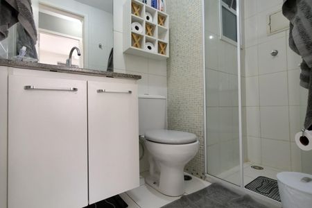 Apartamento à venda com 71m², 3 quartos e 1 vagaBanheiro Social