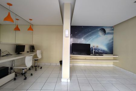 Apartamento à venda com 71m², 3 quartos e 1 vagaÁrea comum