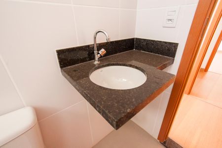 Apartamento para alugar com 58m², 2 quartos e 1 vagaBanheiro da Suite