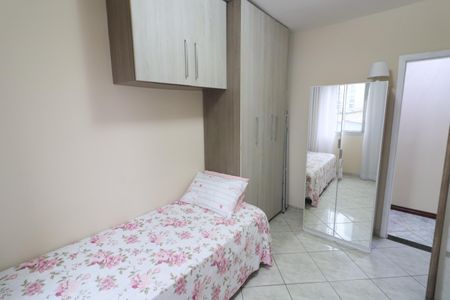 Apartamento à venda com 80m², 3 quartos e 1 vagaQuarto 2