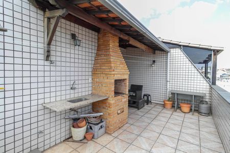 Apartamento à venda com 140m², 4 quartos e 2 vagas Apartamento à venda com 140m², 4 quartos e 2 vagasCobertura