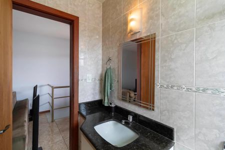 Apartamento à venda com 140m², 4 quartos e 2 vagas Apartamento à venda com 140m², 4 quartos e 2 vagasCobertura - Banheiro social 2