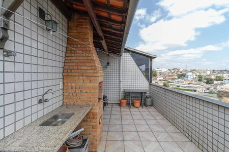 Apartamento à venda com 140m², 4 quartos e 2 vagas Apartamento à venda com 140m², 4 quartos e 2 vagasCobertura
