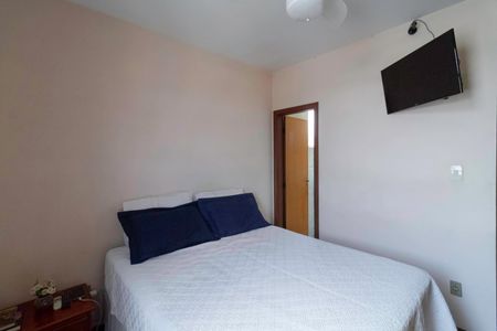 Apartamento à venda com 140m², 4 quartos e 2 vagas Apartamento à venda com 140m², 4 quartos e 2 vagasSuíte