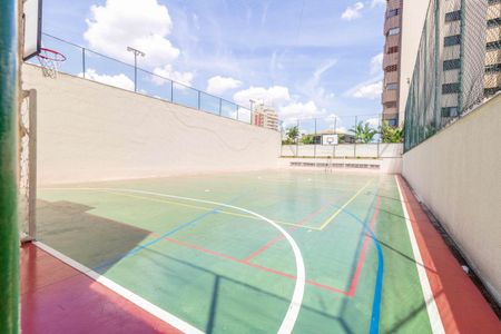 Apartamento à venda com 130m², 3 quartos e 3 vagas Apartamento à venda com 130m², 3 quartos e 3 vagasQuadra Esportiva