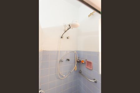 Casa à venda com 190m², 3 quartos e 2 vagas Casa à venda com 190m², 3 quartos e 2 vagasBanheiro 2