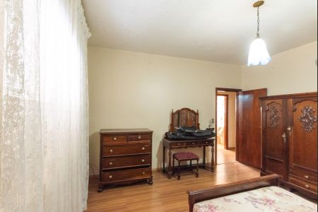 Casa à venda com 190m², 3 quartos e 2 vagas Casa à venda com 190m², 3 quartos e 2 vagasQuarto 2