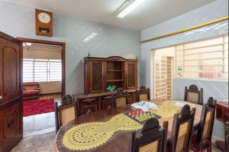 Casa à venda com 190m², 3 quartos e 2 vagas Casa à venda com 190m², 3 quartos e 2 vagasSala de Jantar