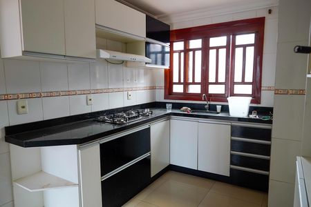Apartamento para alugar com 180m², 3 quartos e 2 vagas Apartamento para alugar com 180m², 3 quartos e 2 vagasCozinha