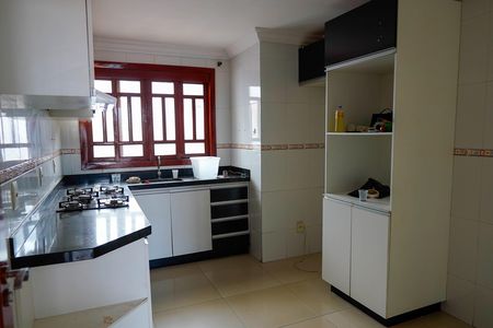 Apartamento para alugar com 180m², 3 quartos e 2 vagas Apartamento para alugar com 180m², 3 quartos e 2 vagasCozinha