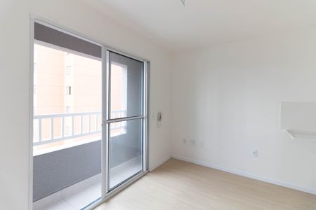 Studio de kitnet/studio para alugar com 1 quarto, 18m² em Vila Santo Estefano, São Paulo