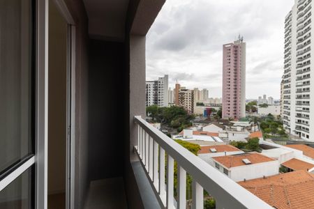 Varanda de kitnet/studio para alugar com 1 quarto, 18m² em Vila Santo Estefano, São Paulo