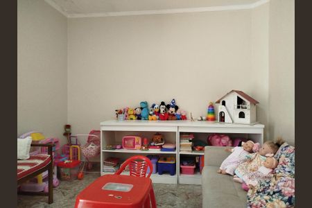 Casa à venda com 120m², 4 quartos e 2 vagasEdícula - Quarto 4