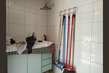 Casa à venda com 120m², 4 quartos e 2 vagasÁrea de Serviço