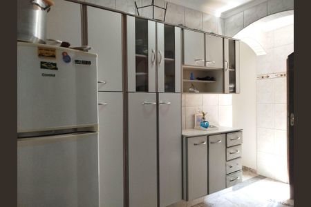Casa à venda com 120m², 4 quartos e 2 vagasEdícula - cozinha