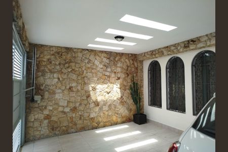 Casa à venda com 120m², 4 quartos e 2 vagasGaragem