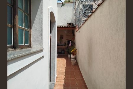Casa à venda com 120m², 4 quartos e 2 vagasQuintal