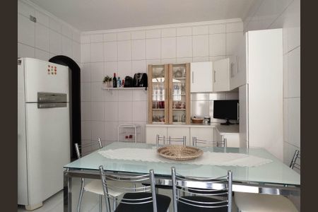 Casa à venda com 120m², 4 quartos e 2 vagasCozinha