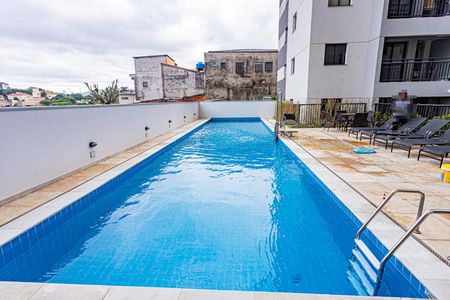 Apartamento para alugar com 37m², 2 quartos e sem vaga Apartamento para alugar com 37m², 2 quartos e sem vagaÁrea comum - Piscina