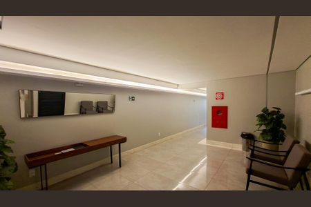 Apartamento para alugar com 63m², 2 quartos e 2 vagas Apartamento para alugar com 63m², 2 quartos e 2 vagasHall de entrada