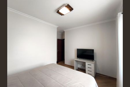 Casa de condomínio à venda com 249m², 3 quartos e 4 vagasSuíte