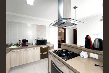 Casa de condomínio à venda com 249m², 3 quartos e 4 vagasCozinha