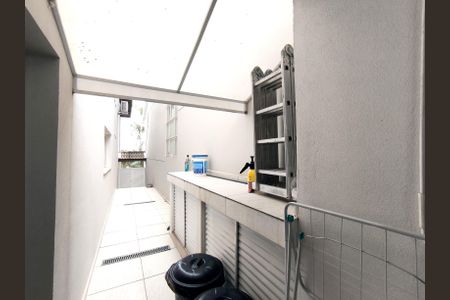 Casa de condomínio à venda com 249m², 3 quartos e 4 vagasÁrea de Serviço