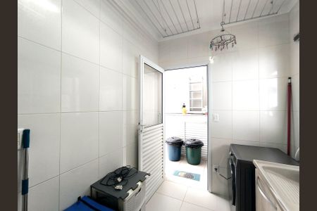 Casa de condomínio à venda com 249m², 3 quartos e 4 vagasÁrea de Serviço